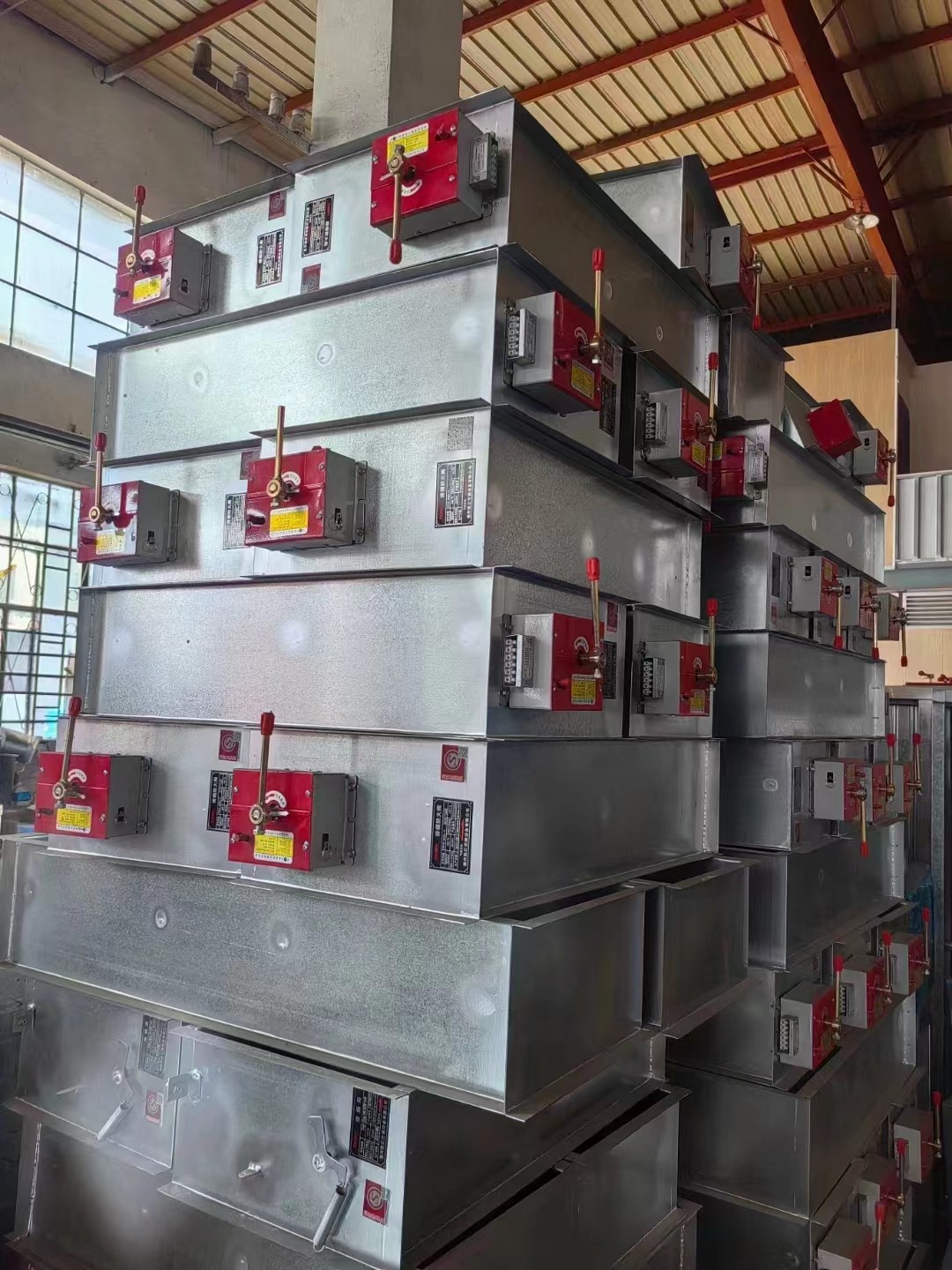 如何在安装过�E�中���保排烟防火阀的安装质量？