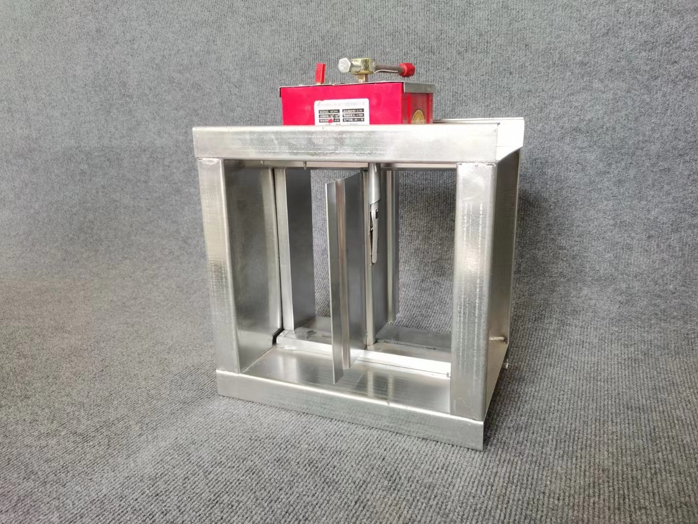 消防排烟防火阀的接�U�方法详�? onmousewheel=